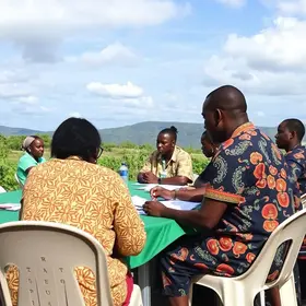 COMAS realiza primeira reunião descentralizada no território do CRAS Umuarama
